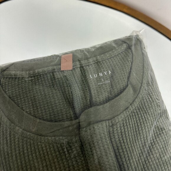 LUNYA Restore Thermal Long Sleeve Romper in Humble Green Heather Size Large NWT - Picture 4 of 5